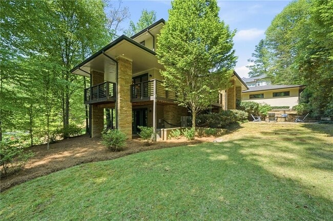 Photo - 4373 Wieuca Rd NE