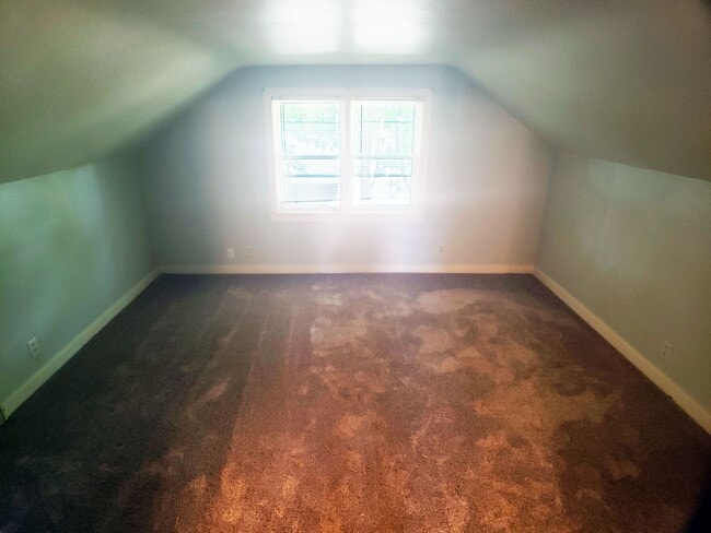 Photo - Cute Downtown Apartment Unit UPPER #3