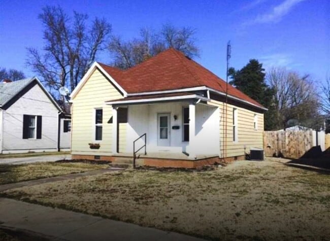 Photo - 409 N Third St