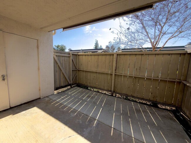 Photo - 450 W Vermont Ave Unit 2003