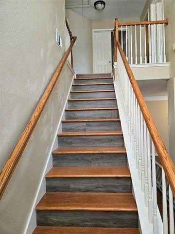 Photo - 7417 Euclid Dr