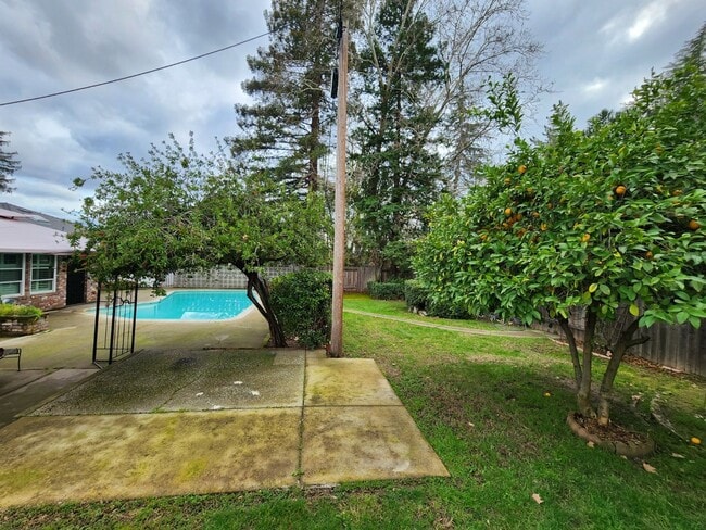 Photo - Central Roseville, Pool, Gardner Single Story Large Yard,  3 bedrooms, 2 baths,  1931sqft Gardner...