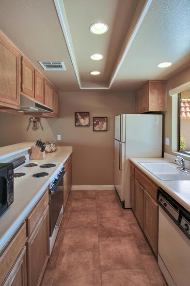 Photo - 77062 Pauma Valley Way