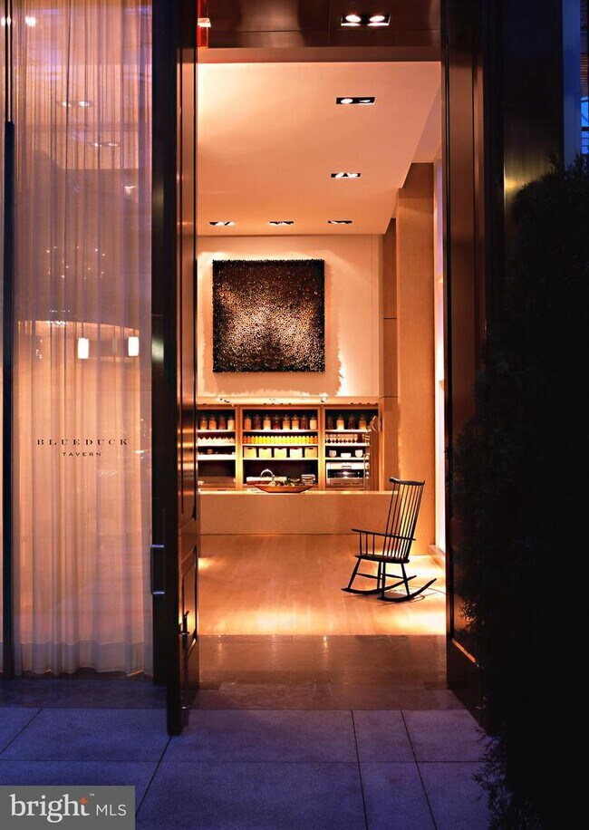 Photo - 1201 24th St NW