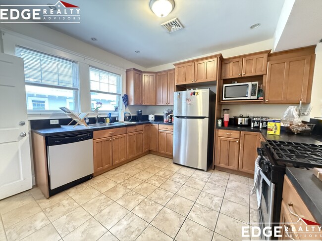 Photo - 37 Radnor Rd