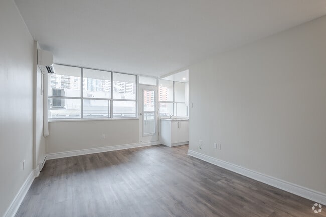 Bachelor - 400SF - Living Room - 100 Alexander Street