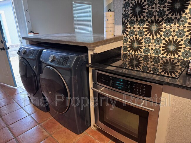 Photo - 1604 N Sam Houston Ave