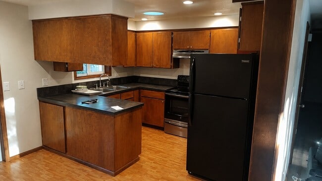 Photo - 3138 SE Hathaway Dr