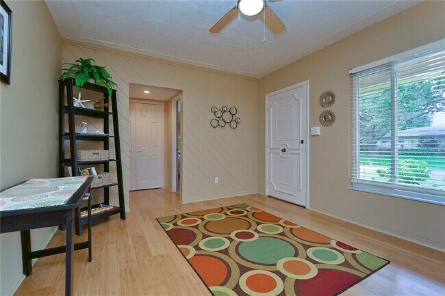 Photo - 5850 24th Ave S