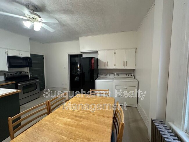 Photo - 2803 Canby St