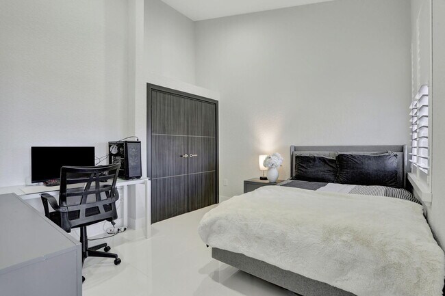 Photo - 6584 Villa Sonrisa Dr Unit 1122