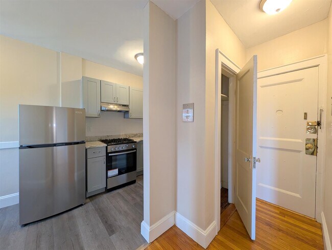 Photo - 8 Cogswell Ave Unit 33