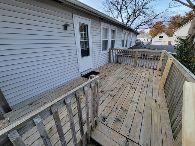 Photo - 404 S Mc Clun St