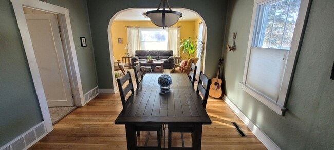 Photo - 716 Edgewood Pl