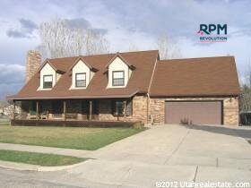 Building Photo - "Charming 4-Bedroom Retreat with Granite F... Rental