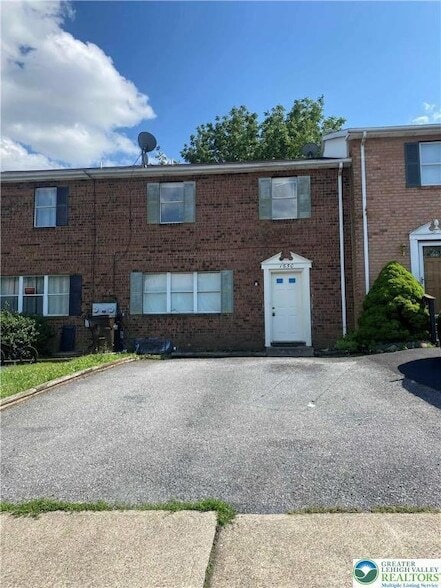Photo - 1650 Angela Dr