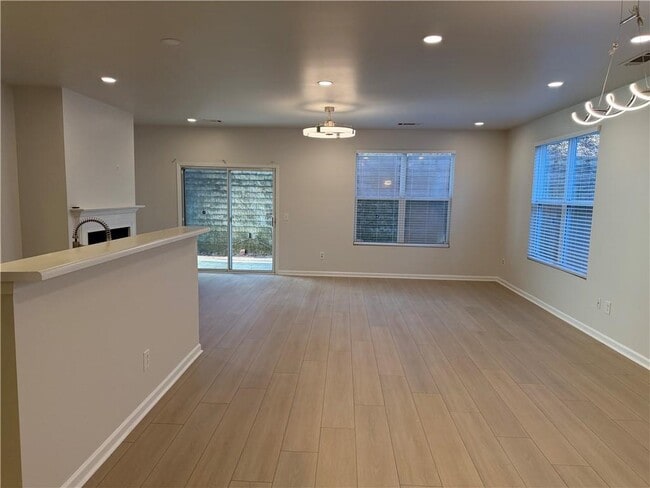 Photo - 3317 Fernview Dr