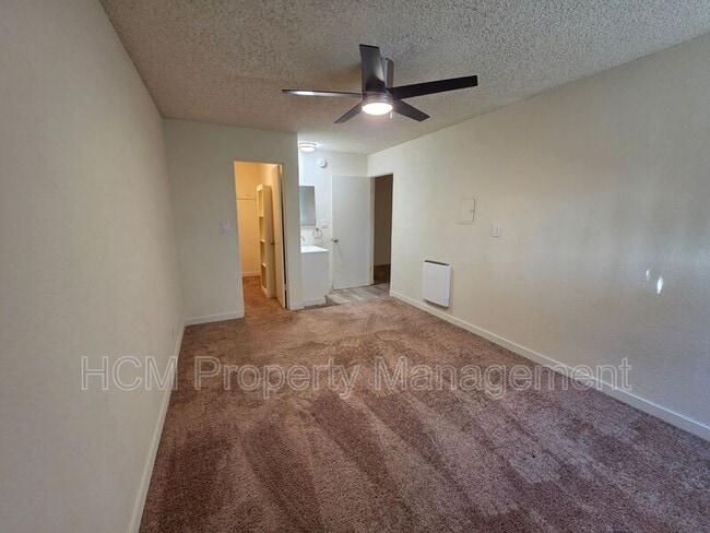Photo - 12850 Branford St