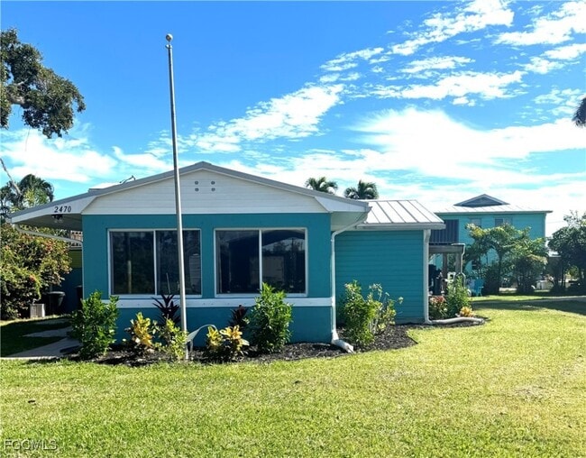 Building Photo - 2470 Rose Ave