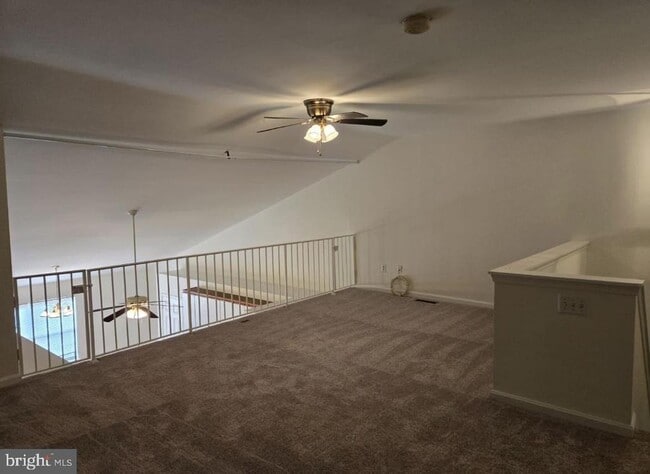Building Photo - 9213 Azure Ct Unit 202 Rental
