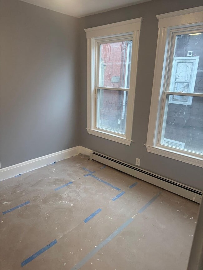 Photo - 140 S Common St