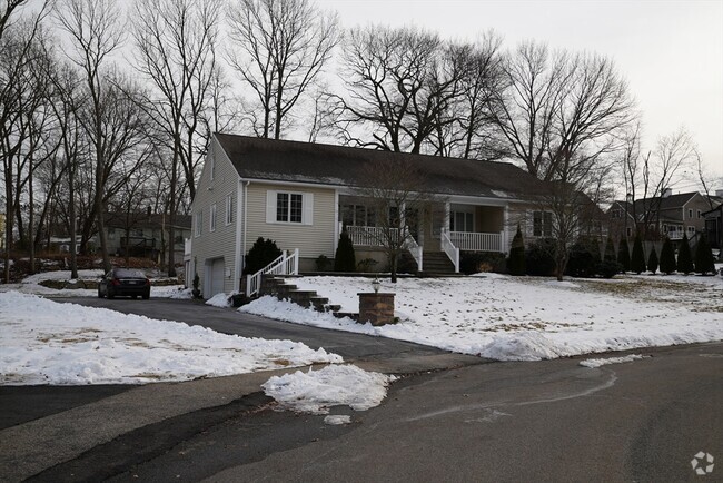 Building Photo - 149 Springvale Cir Rental