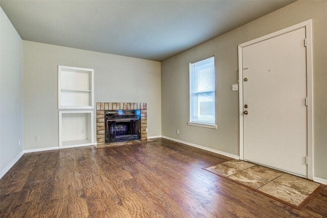 Photo - 3825 Camelot St Unit A