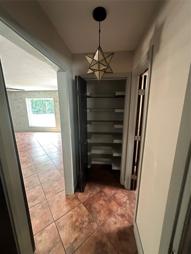 Photo - 12423 Woodlake Ln