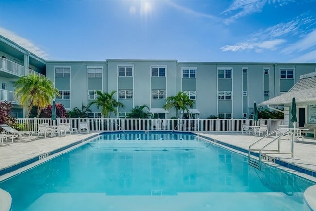 Photo - 1706 Belleair Forest Dr Unit 252