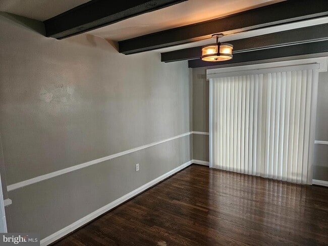 Photo - 1285 Cedarcroft Rd