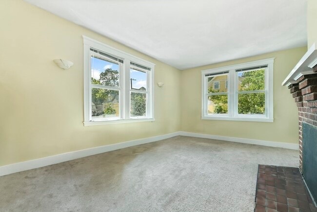 Photo - 79 Charlesbank Rd Unit 79