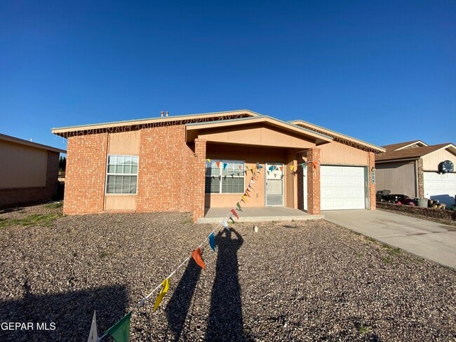 Building Photo - 609 Desierto Bonito St Rental