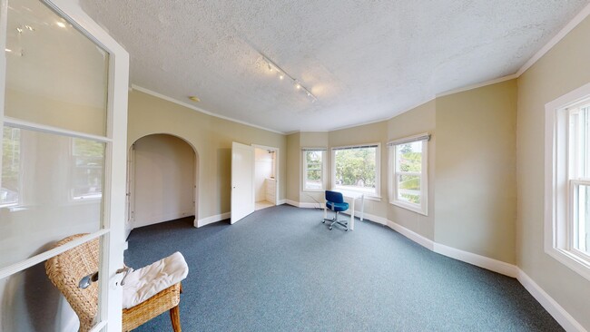 Photo - 2410 Dwight Way