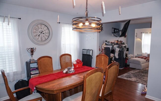 Photo - 122 Shepard Ave Unit 1