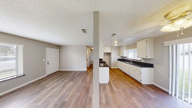 Photo - Charming 2 Bedroom 1 Bathroom in Yucaipa, Ca.