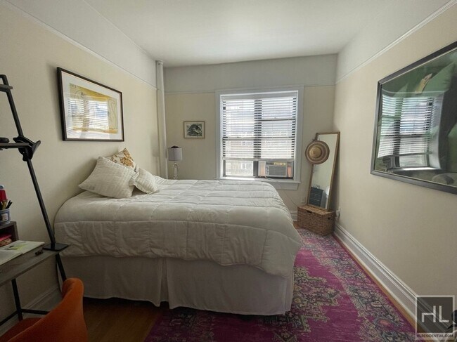 Building Photo - GRAND STREET Rental