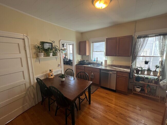294 Highland Ave Unidad 2