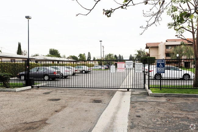 Photo - Donald Jordan Sr. Manor