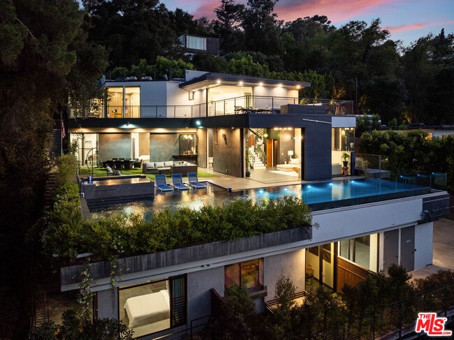 Photo - 3712 Broadlawn Dr