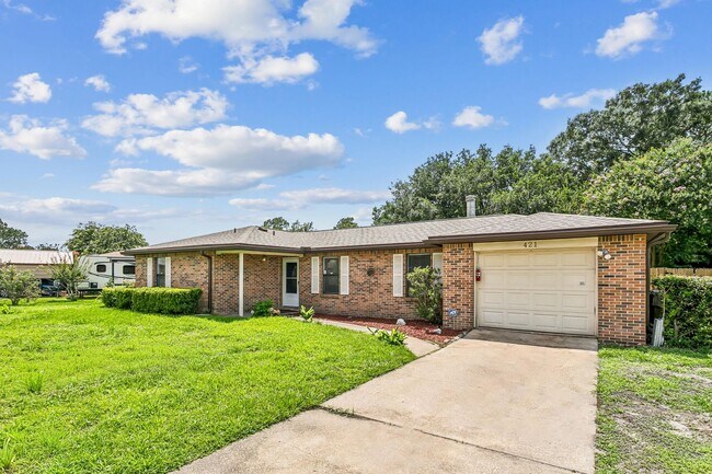 Photo - Minutes to NAS Pensacola & Corry Station – Convenient Coastal Living