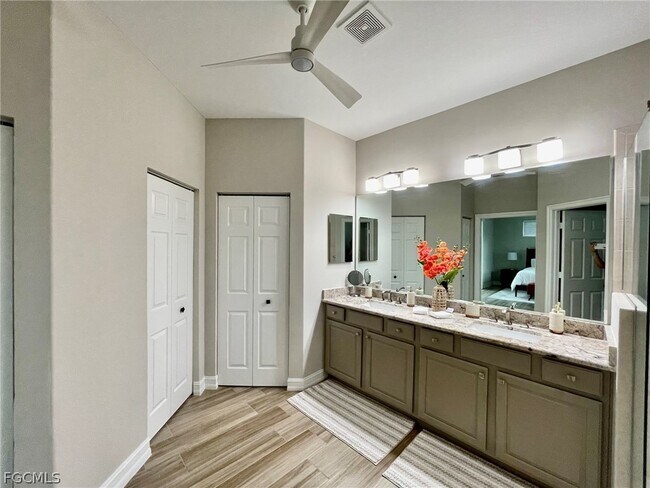 Building Photo - 1628 Cayman Ct Unit 2