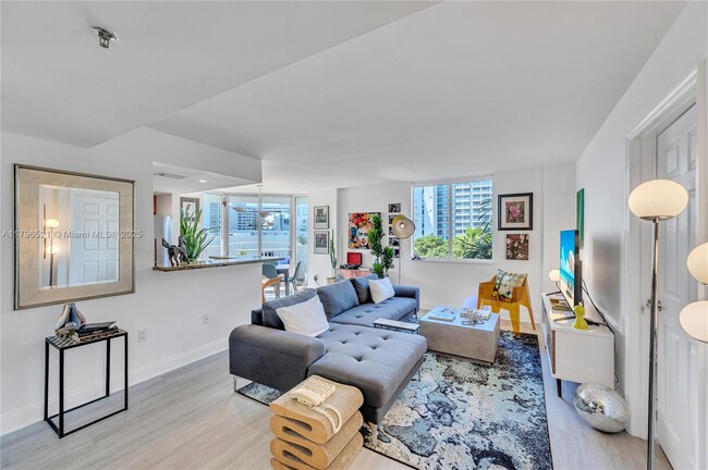 Photo - 1621 Bay Rd Unidad 508 Rental