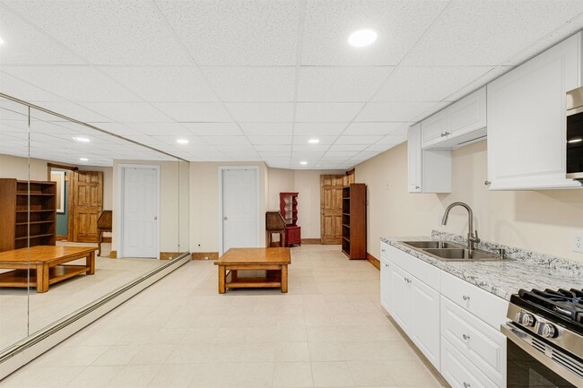 Photo - 19 Quimby Ct