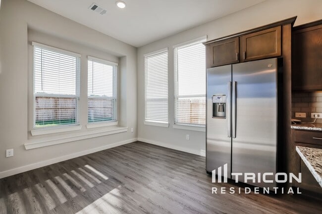 Photo - 2414 Foster Hl Rd