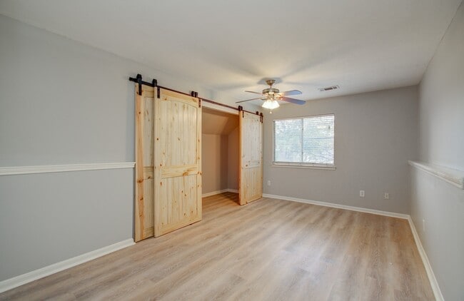 Building Photo - 14003 Cypress Falls Dr