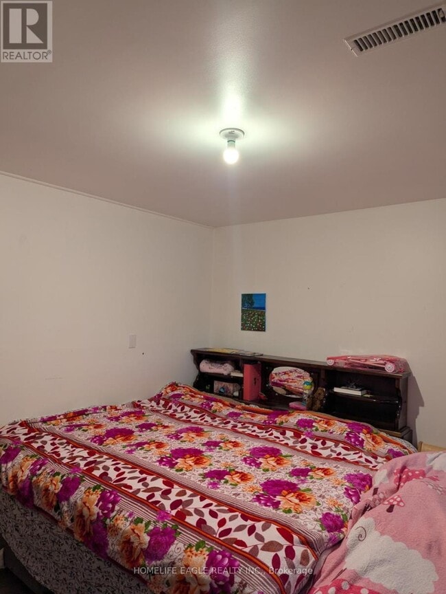 Photo - 19 Schomberg Rd