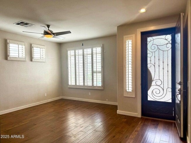 Photo - 191 W Beechnut Pl