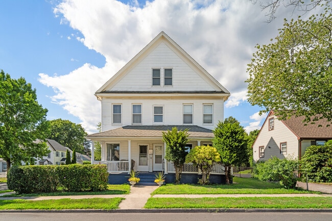 Photo - 318 Suburban Ave