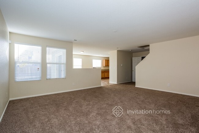 Photo - 729 Canyon Ln