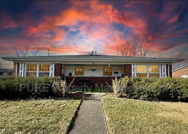 Photo - 2037 Garden Springs Dr Unit B